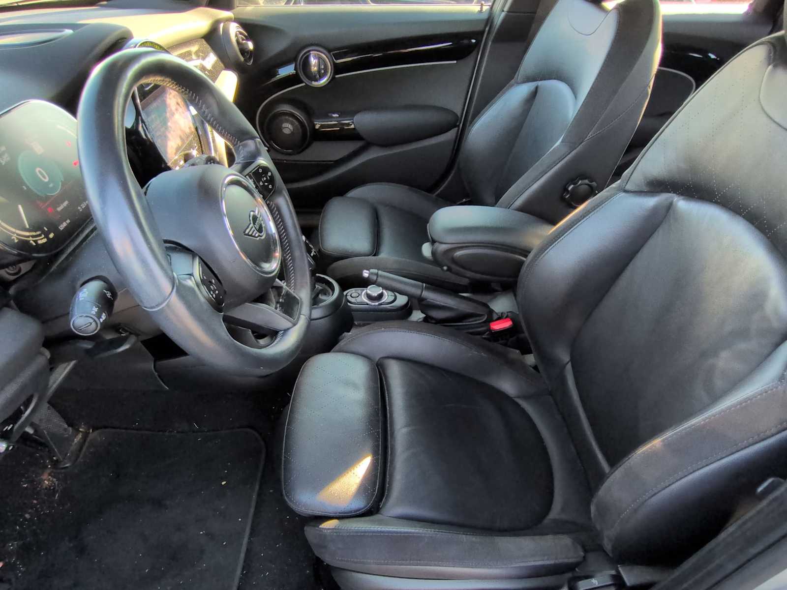 Thumbnail: 2022 MINI Cooper Hardtop - 10