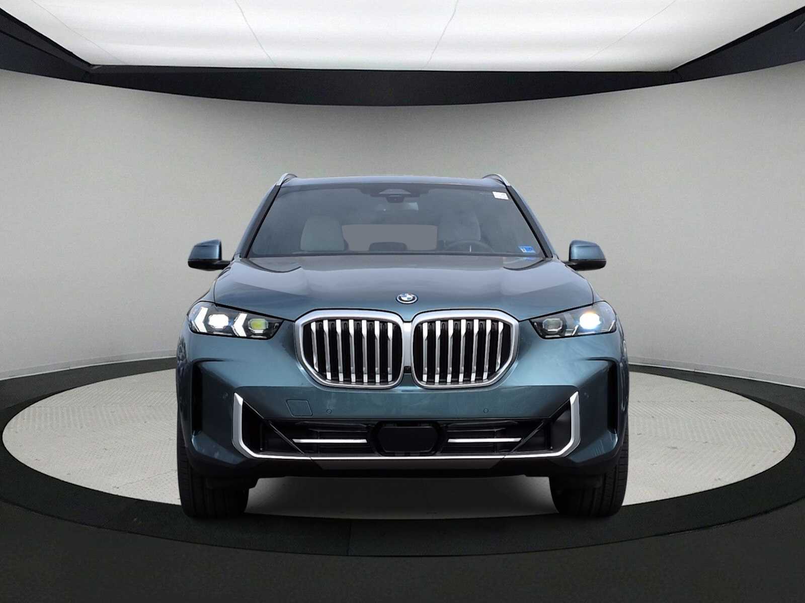 Thumbnail: 2026 BMW X5 - 3