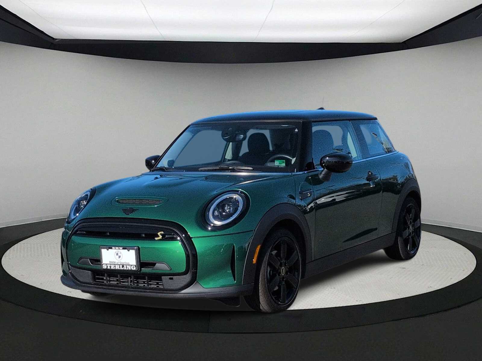 Thumbnail: 2024 MINI Cooper Hardtop - 4