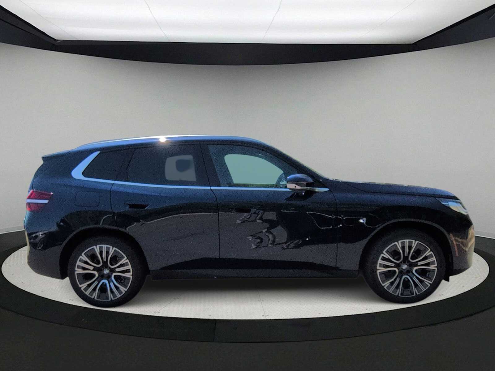 Thumbnail: 2026 BMW X3 - 9