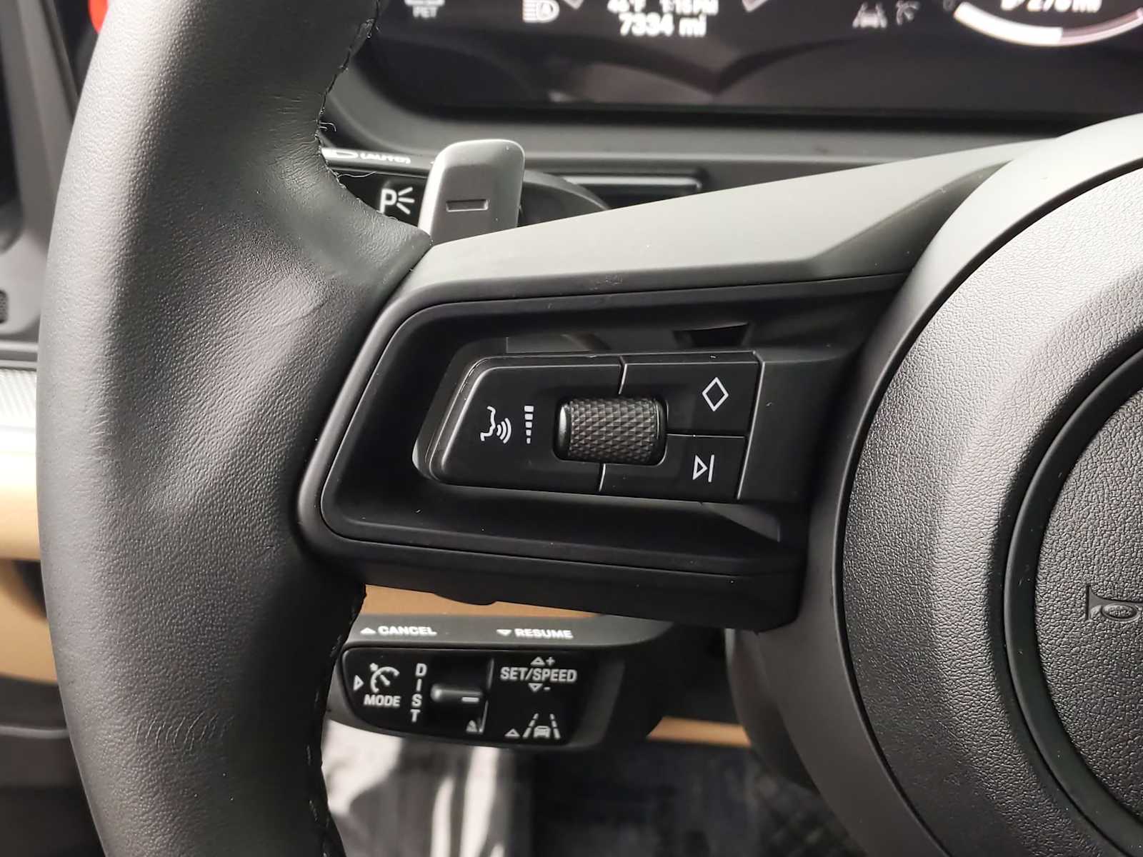 2024 Porsche Cayenne Base 17