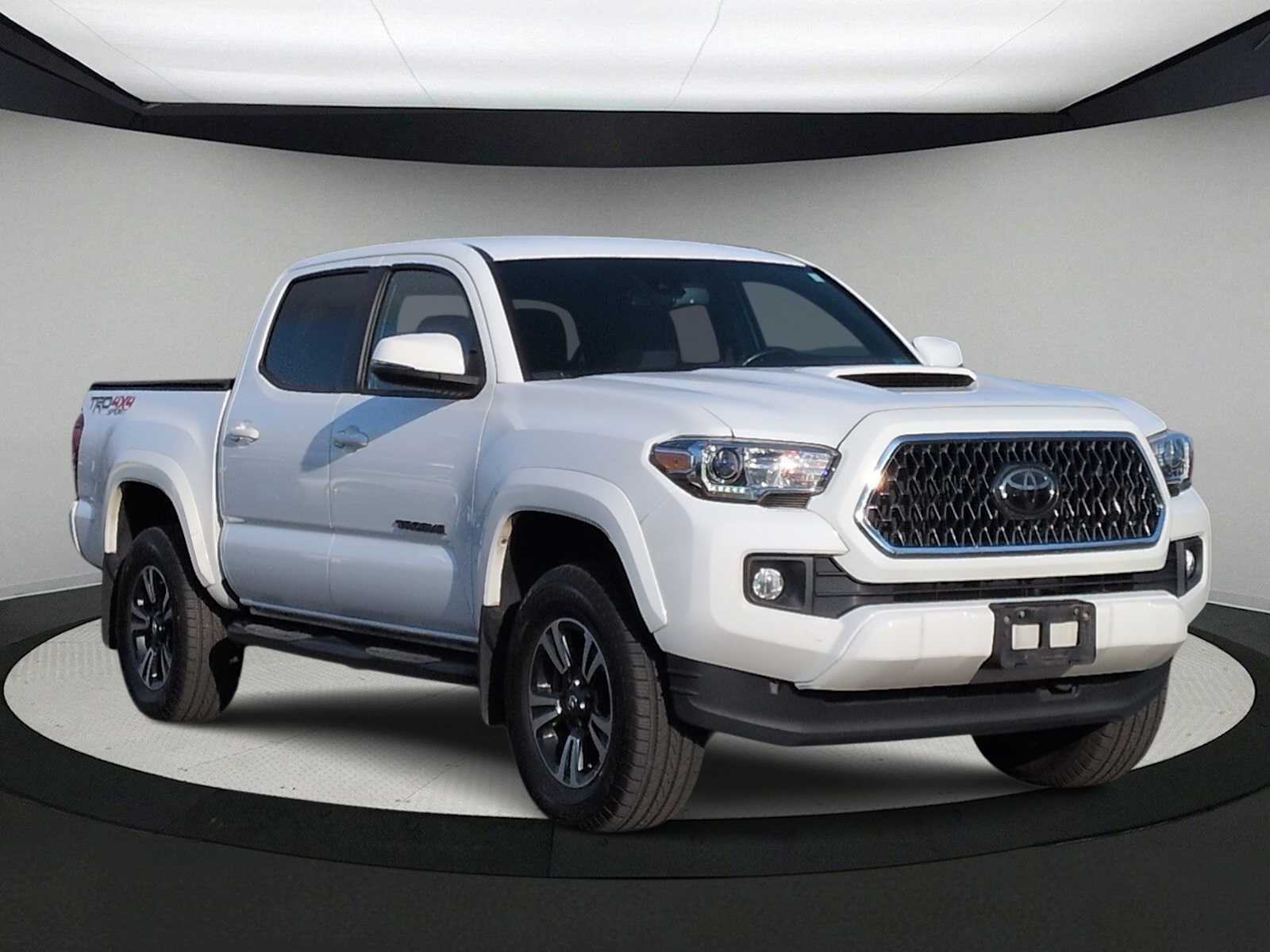 Thumbnail: 2019 Toyota Tacoma - 2
