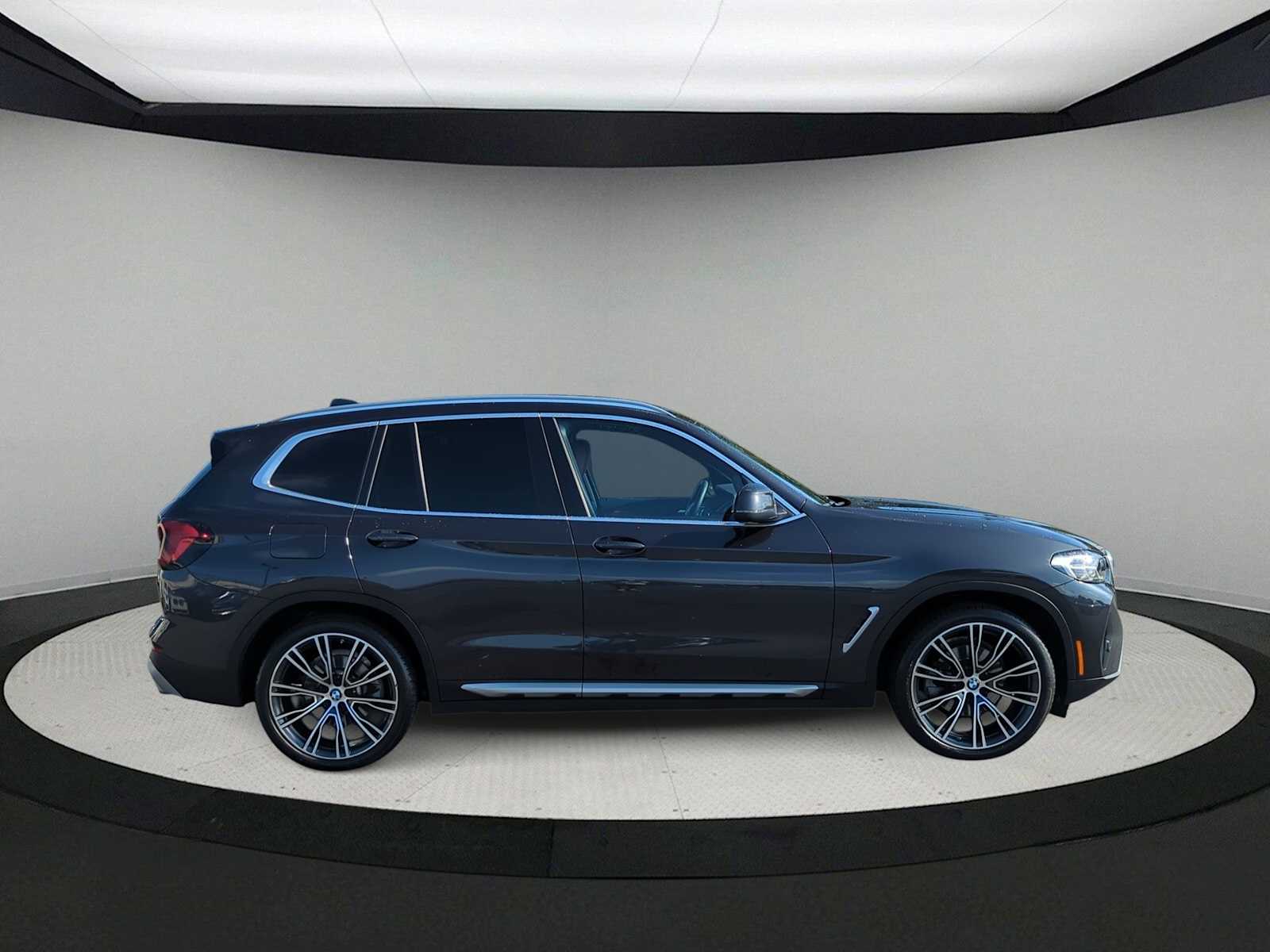 Thumbnail: 2022 BMW X3 - 9