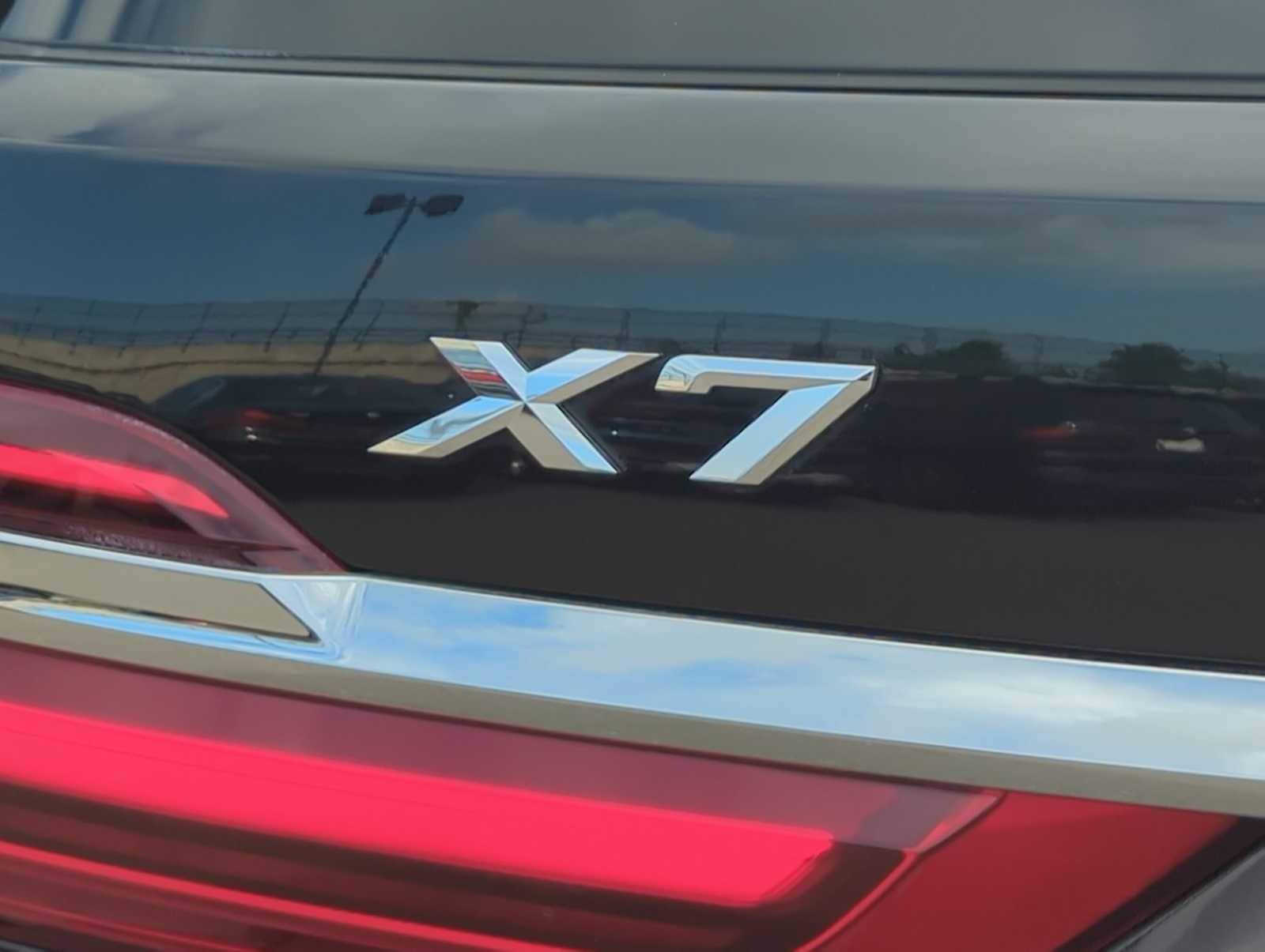 2022 BMW X7 xDrive40i 5