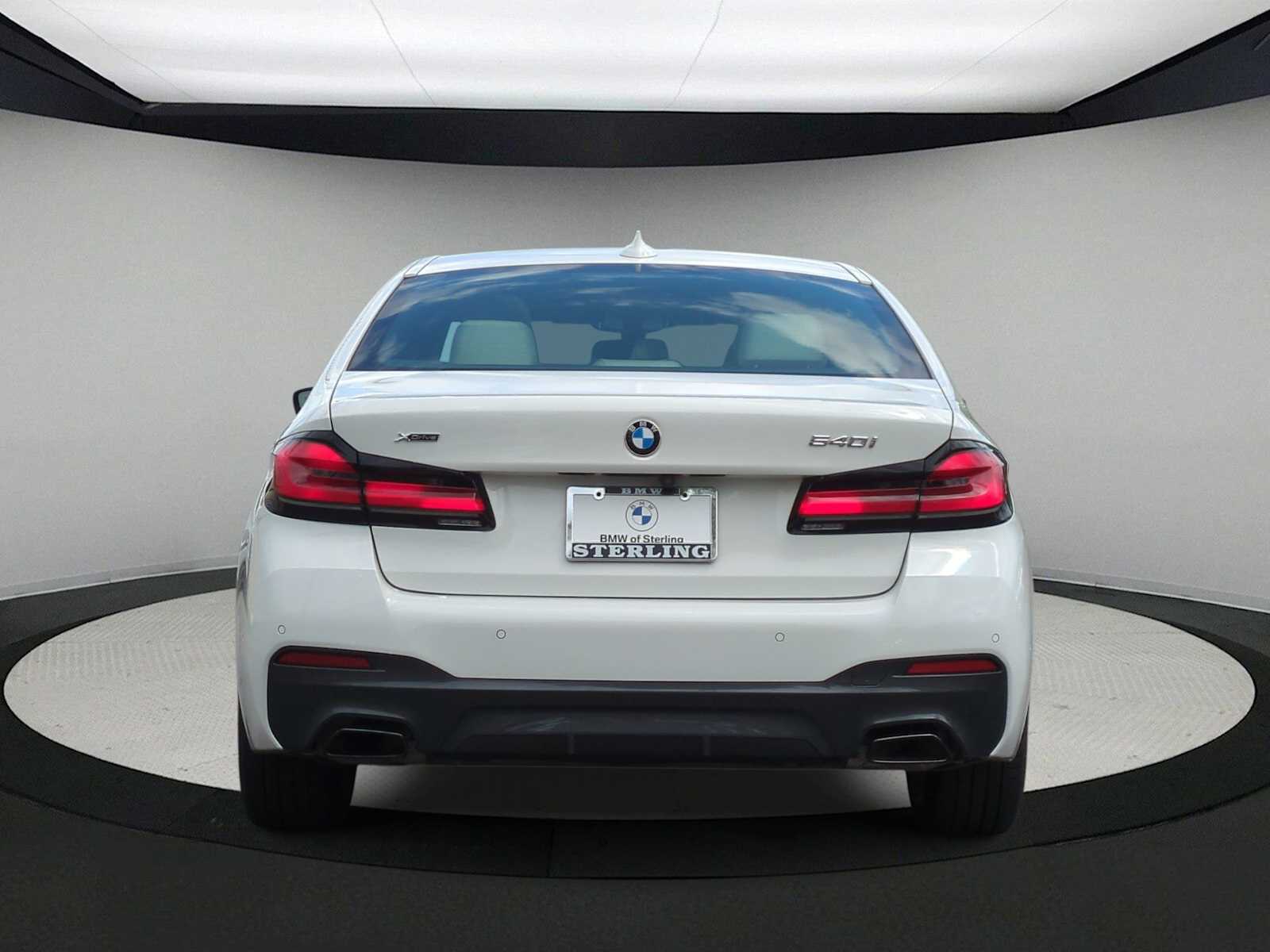 Thumbnail: 2022 BMW 5 Series - 7