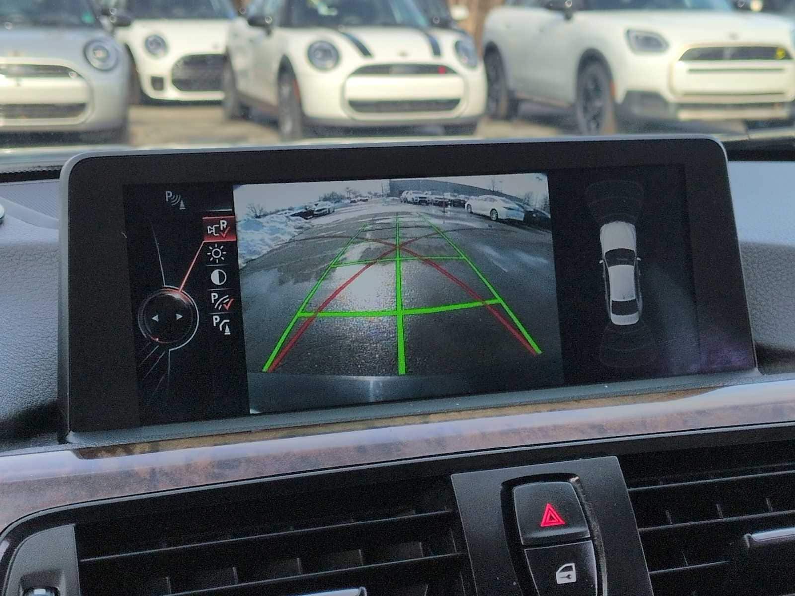 Thumbnail: 2014 BMW 3 Series - 32