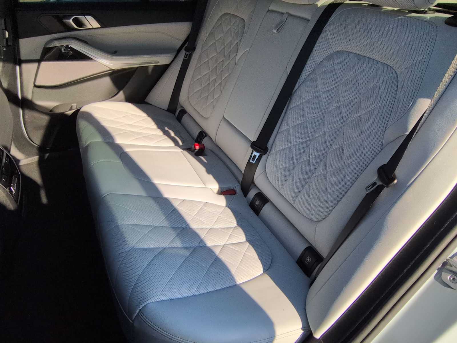 Thumbnail: 2025 BMW X5 - 18