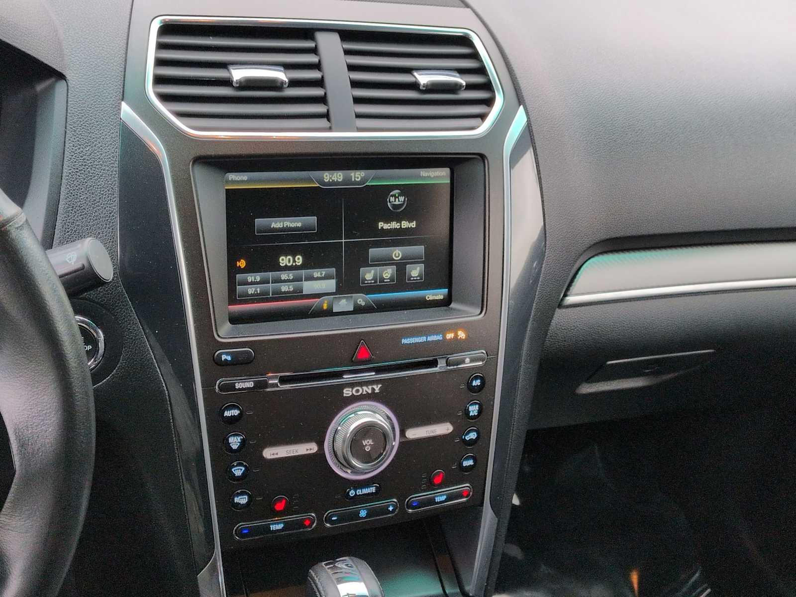 Thumbnail: 2016 Ford Explorer - 28