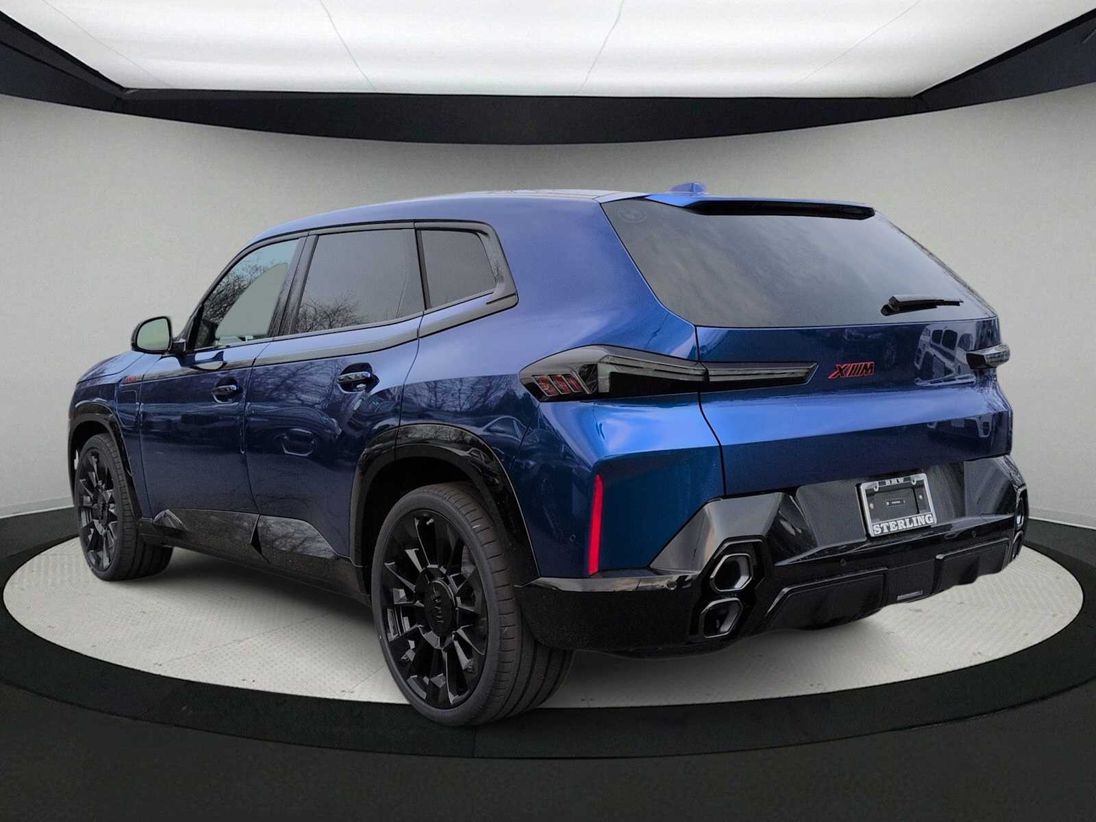 Thumbnail: 2026 BMW XM - 6