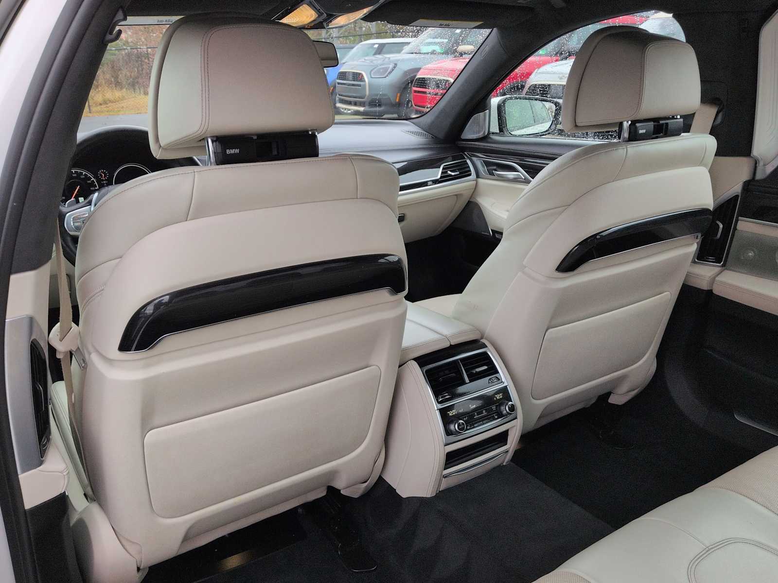 Thumbnail: 2016 BMW 7 Series - 18