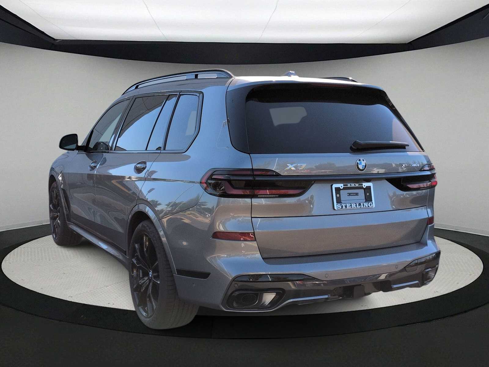 Thumbnail: 2026 BMW X7 - 6