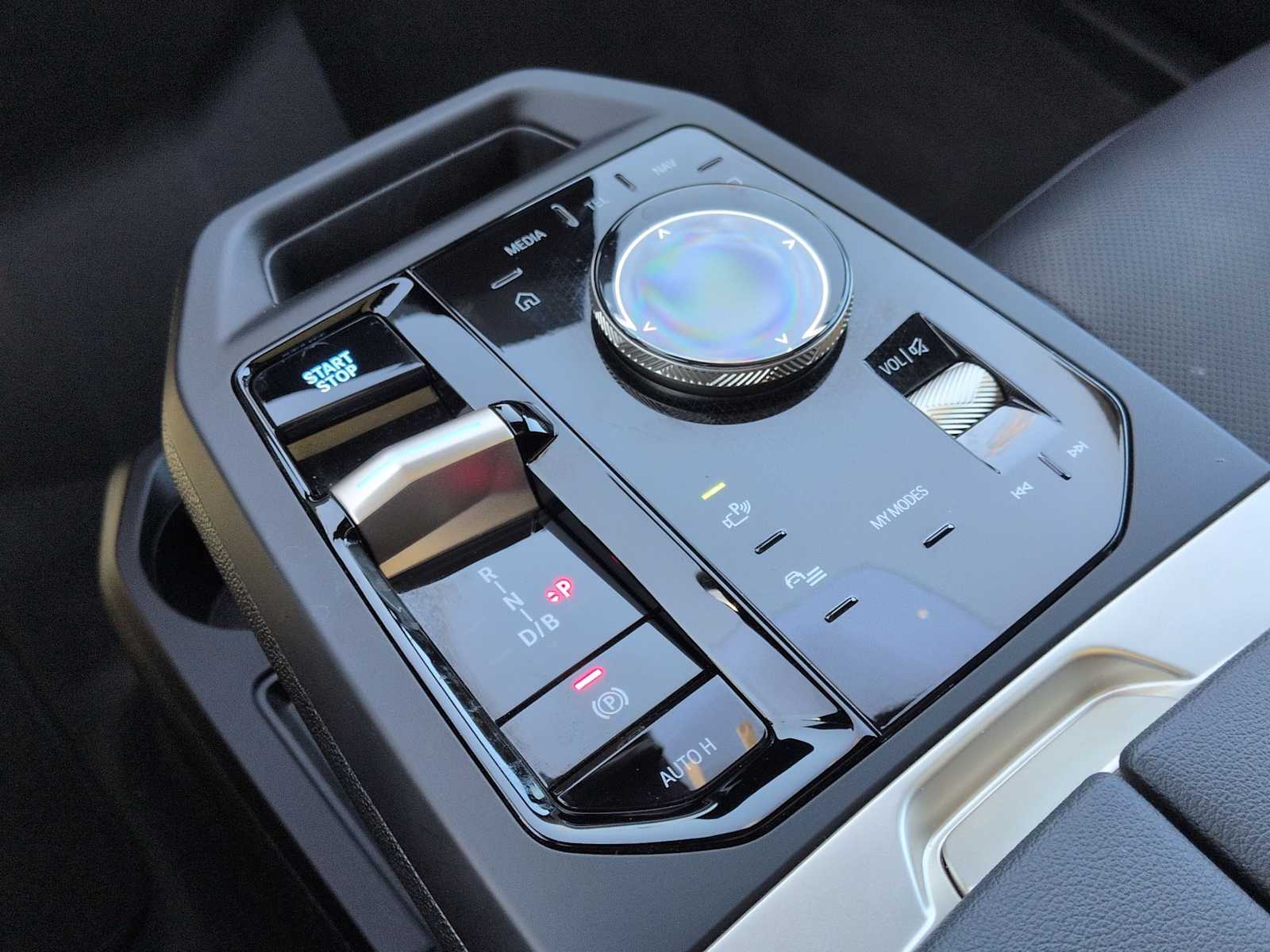 Thumbnail: 2024 BMW iX - 34