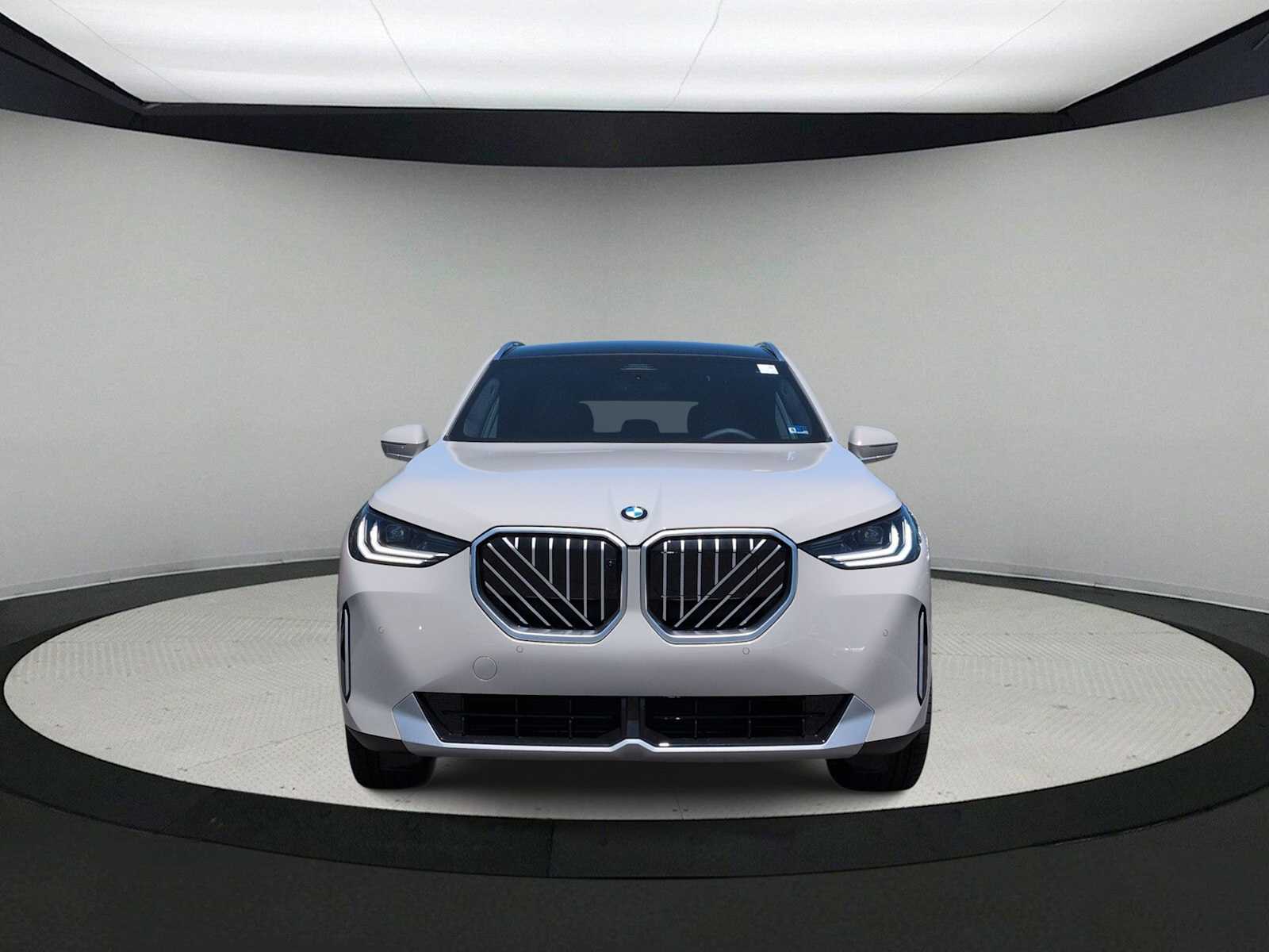 Thumbnail: 2026 BMW X3 - 3