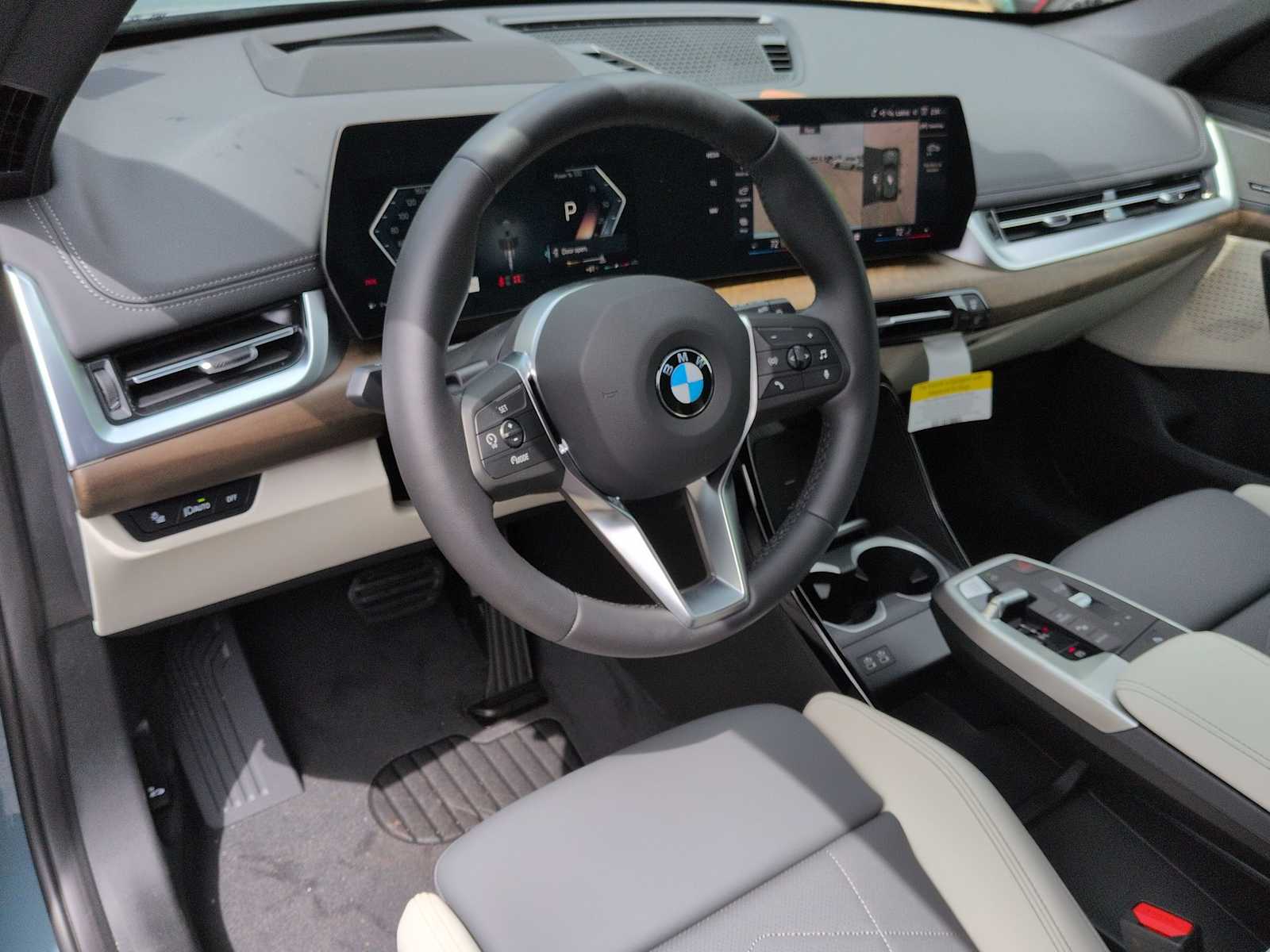 Thumbnail: 2026 BMW X1 - 10