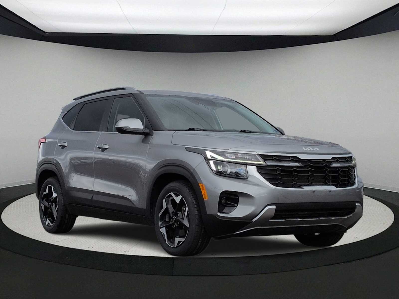 Thumbnail: 2024 Kia Seltos - 2