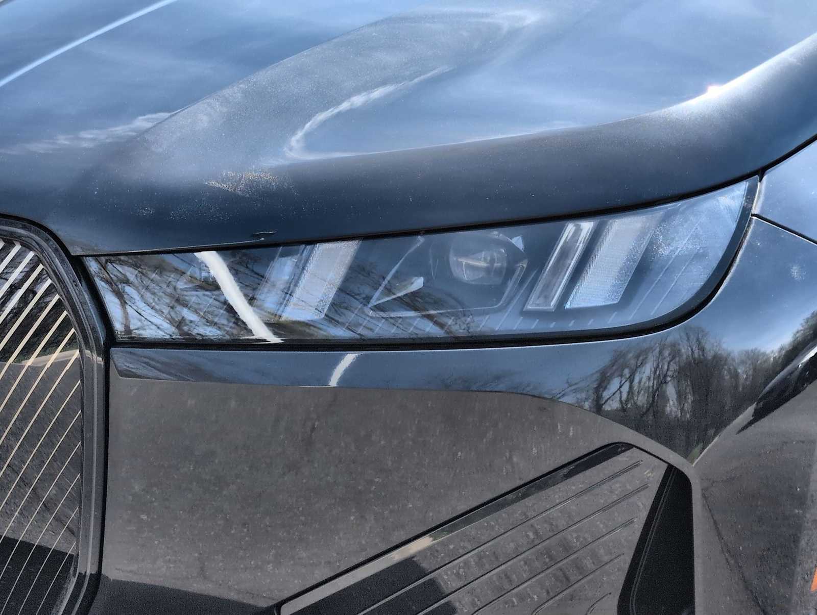 Thumbnail: 2026 BMW iX - 11