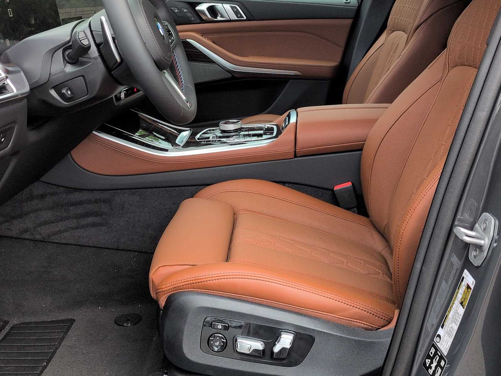 Thumbnail: 2026 BMW X5 - 17