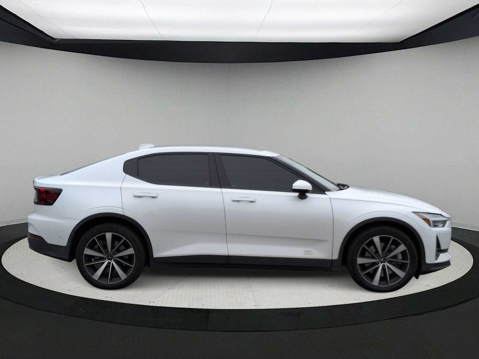 Thumbnail: 2022 Polestar 2 - 9