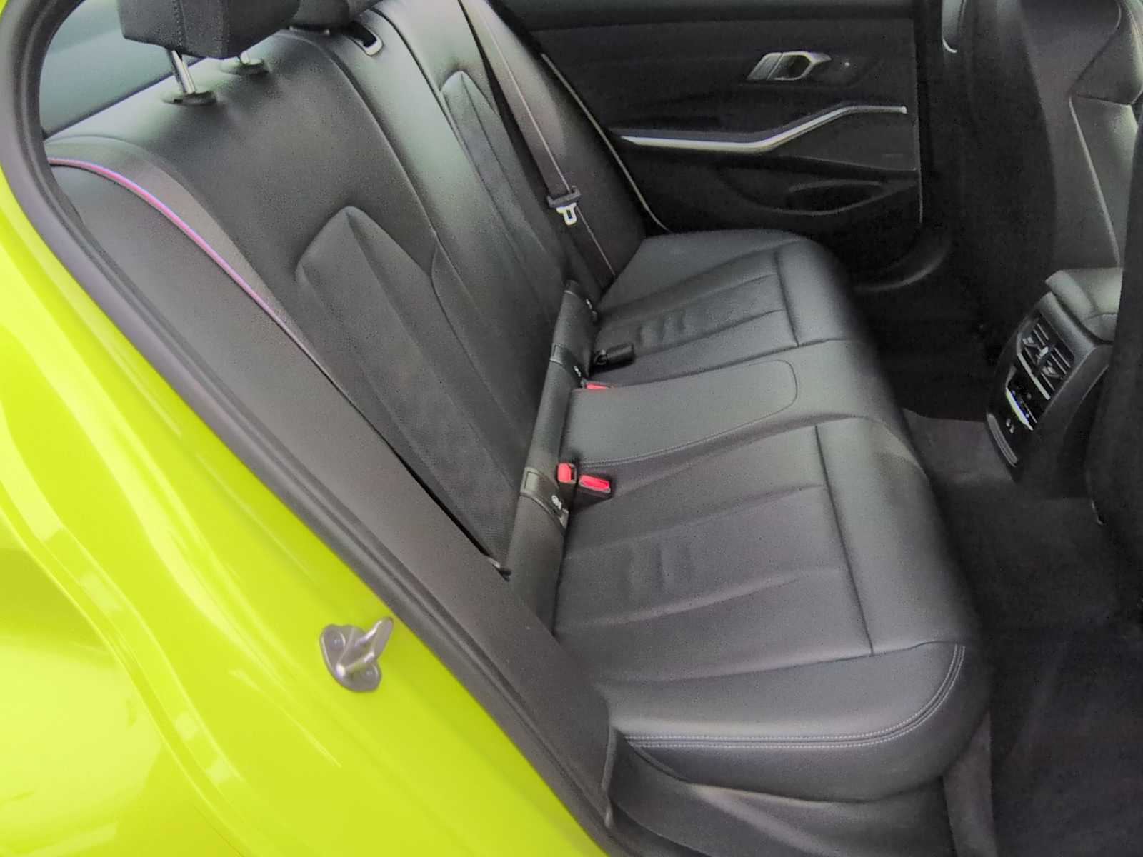 Thumbnail: 2023 BMW M3 - 21