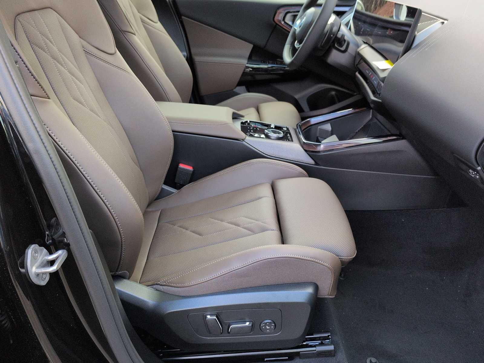 Thumbnail: 2026 BMW X3 - 25