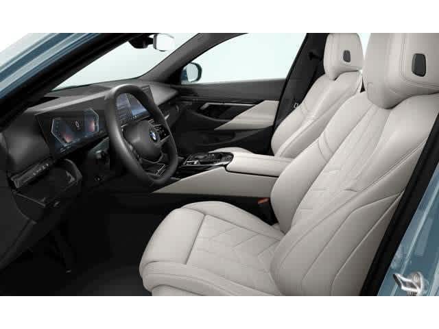 Thumbnail: 2026 BMW 5 Series - 6