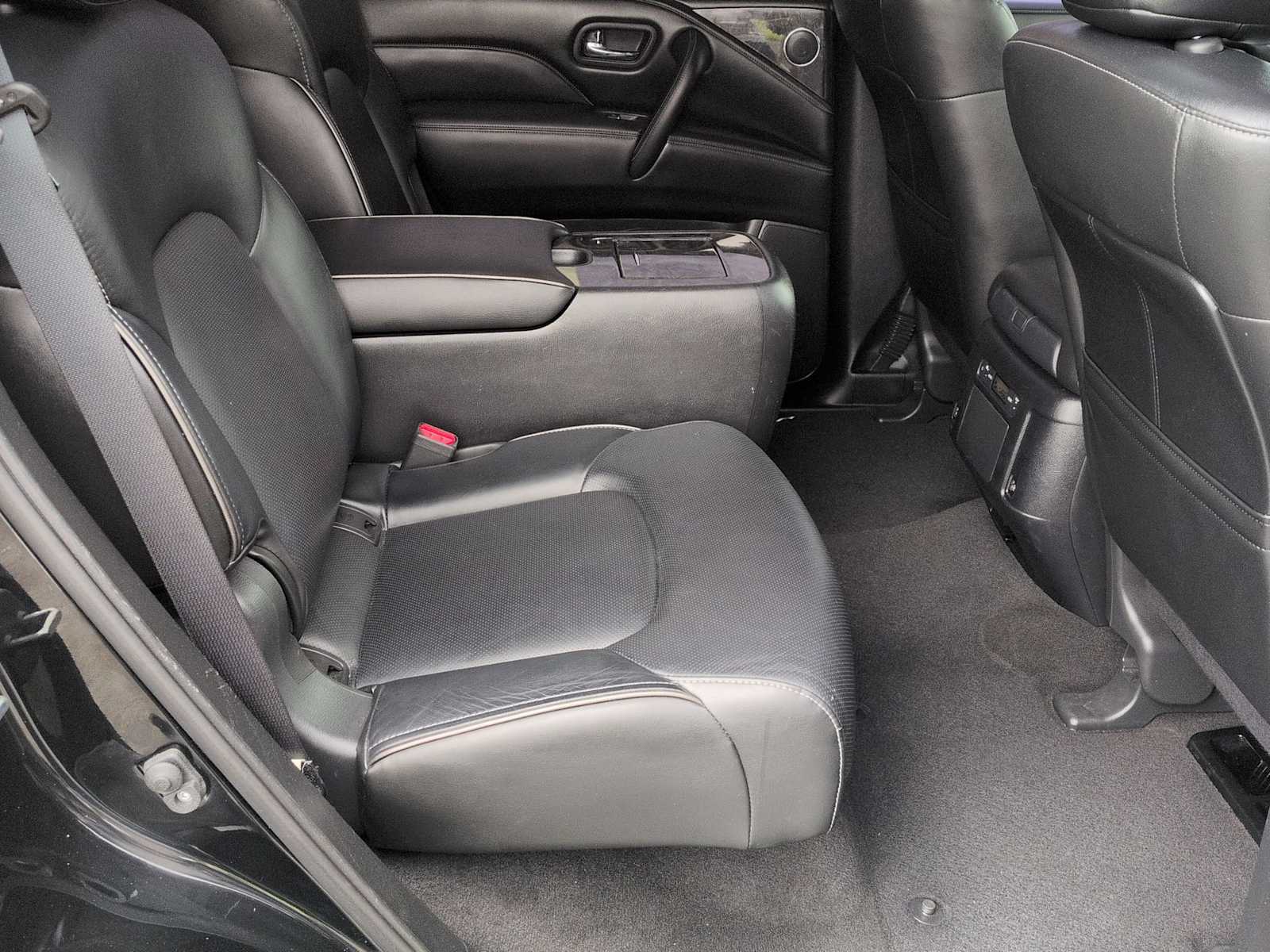 Thumbnail: 2022 INFINITI QX80 - 22