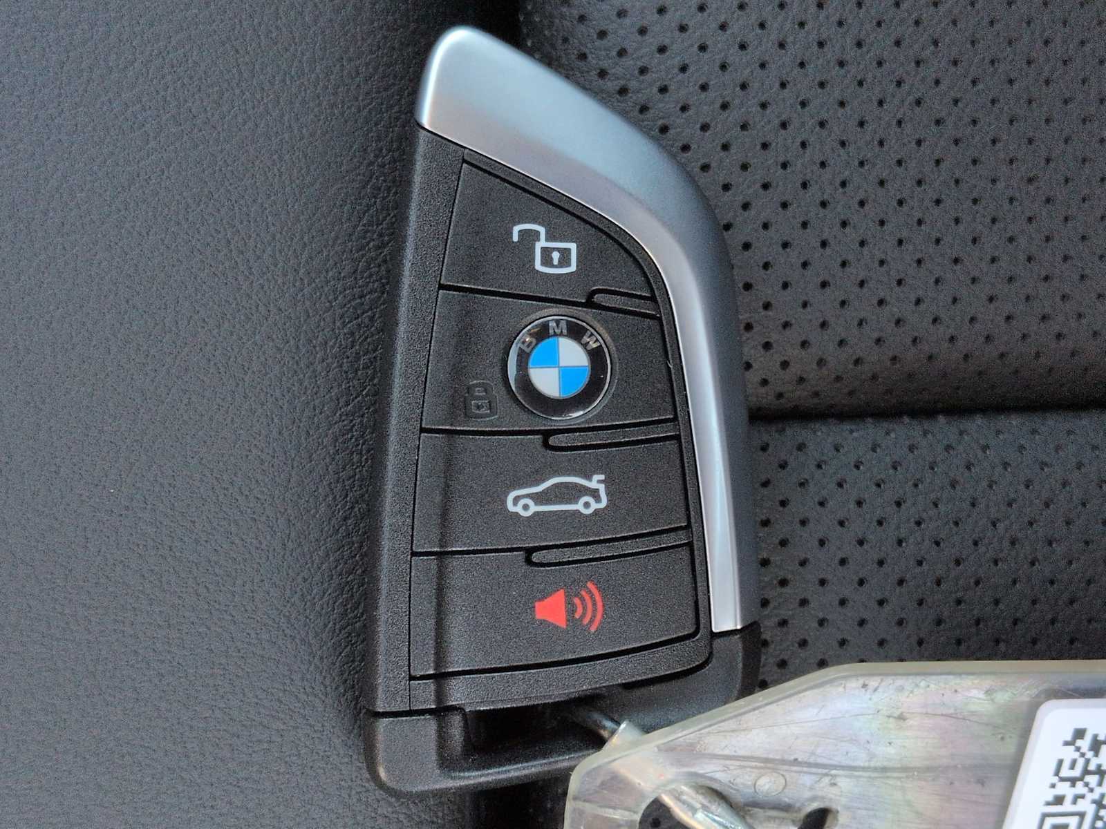 Thumbnail: 2026 BMW 3 Series - 37