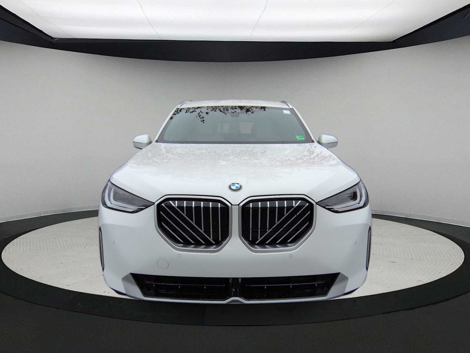 Thumbnail: 2026 BMW X3 - 2