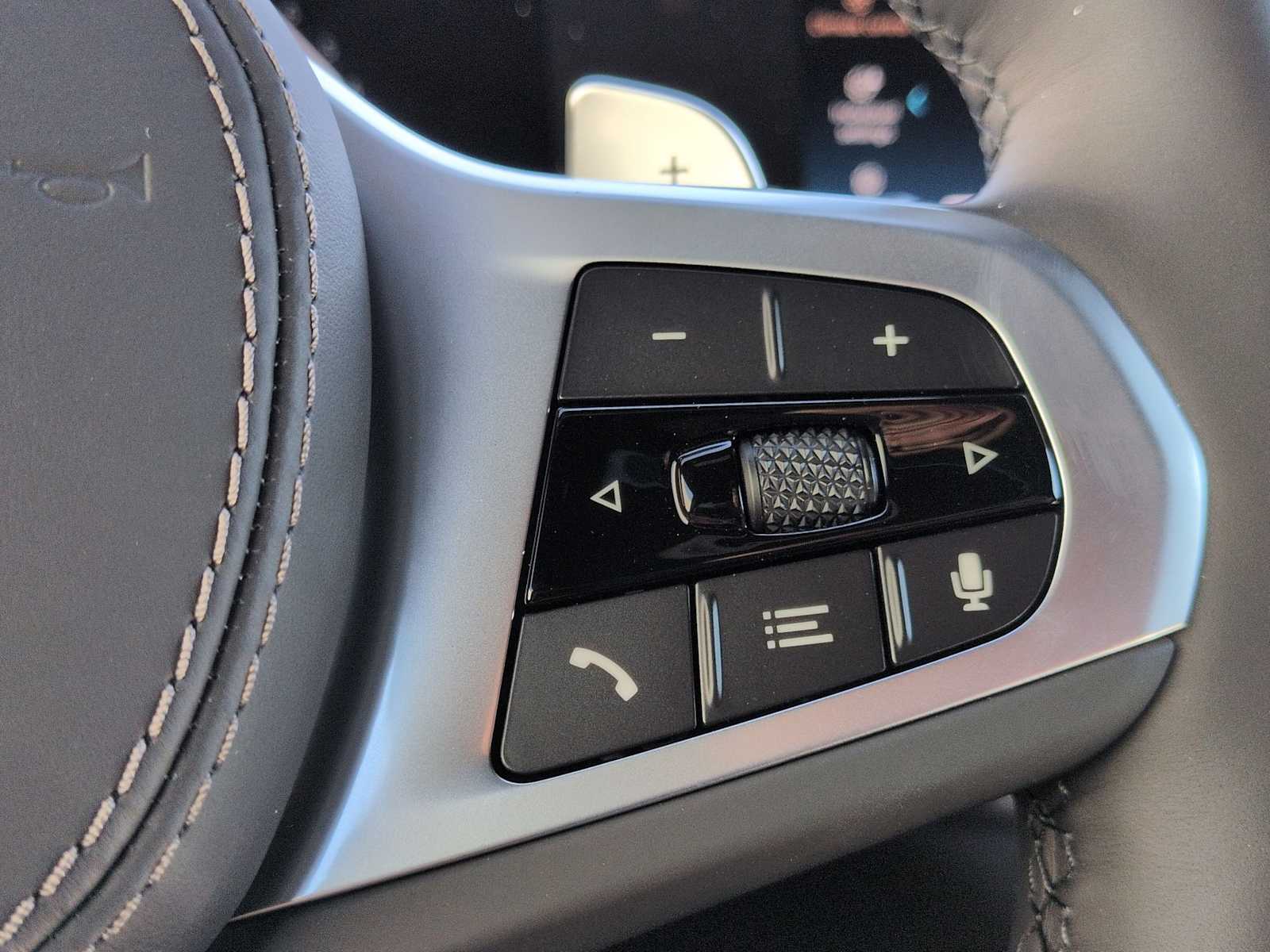 Thumbnail: 2026 BMW X5 - 27