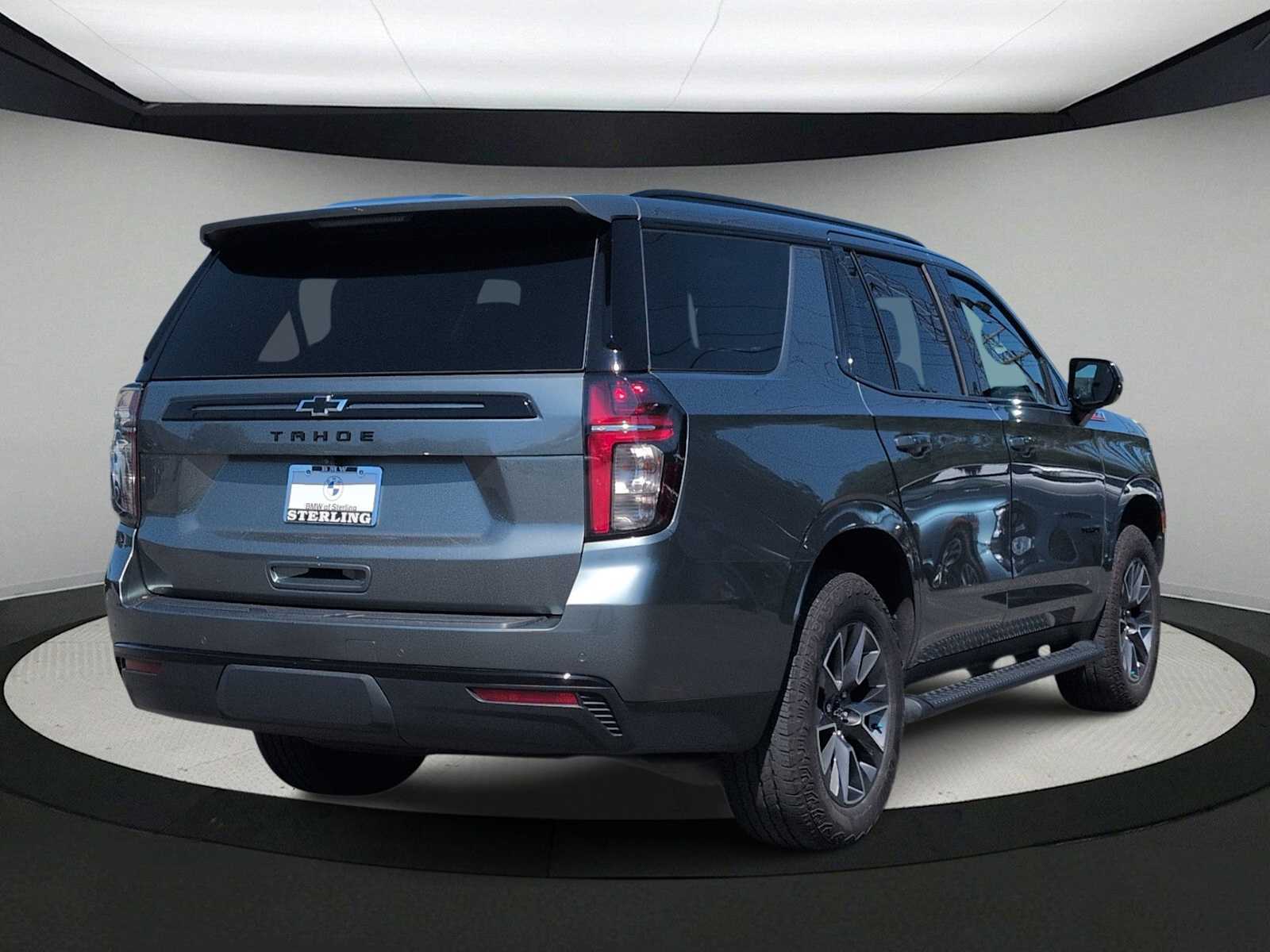 Thumbnail: 2023 Chevrolet Tahoe - 8