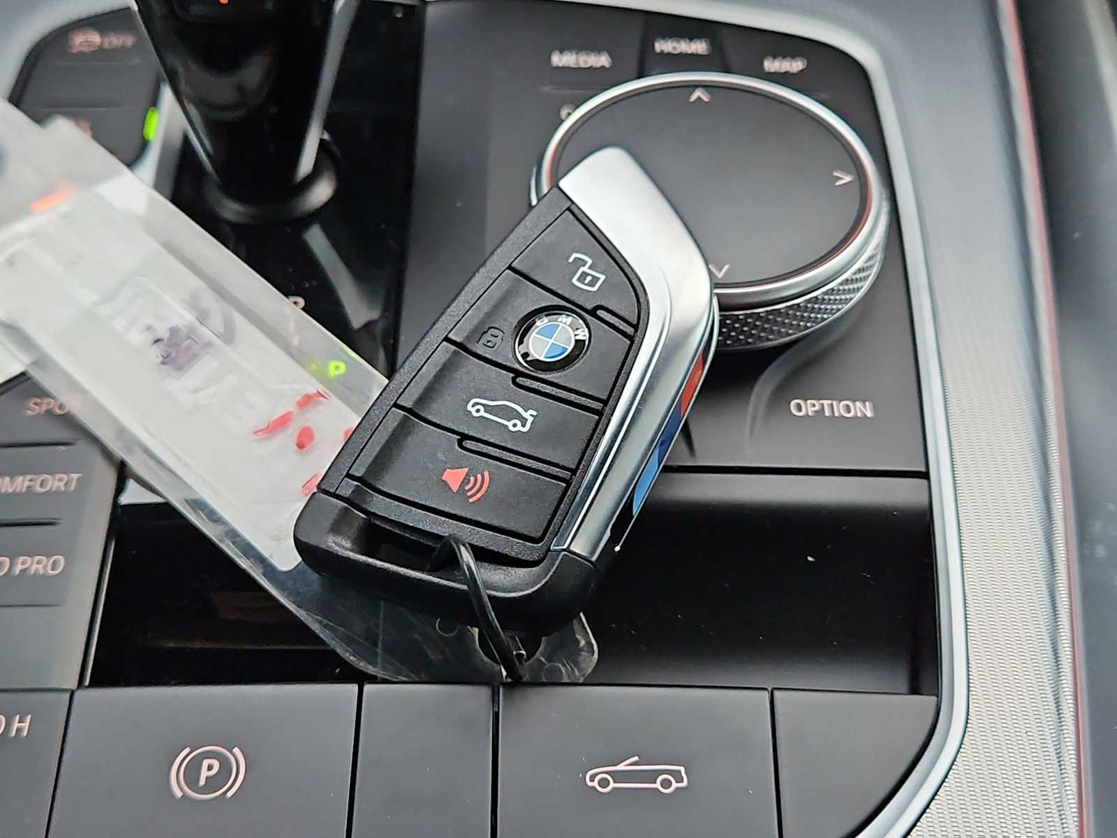 Thumbnail: 2026 BMW Z4 - 31