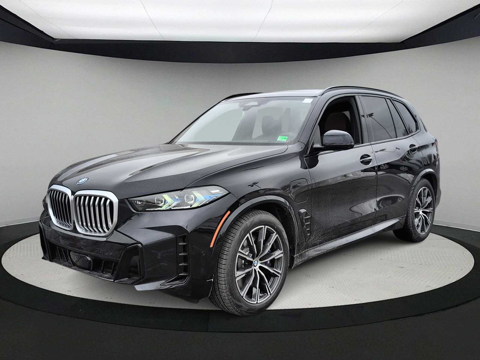 Thumbnail: 2026 BMW X5 - 4