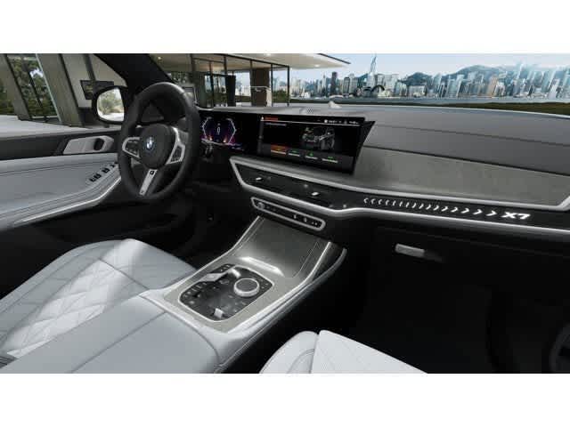 Thumbnail: 2026 BMW X7 - 14
