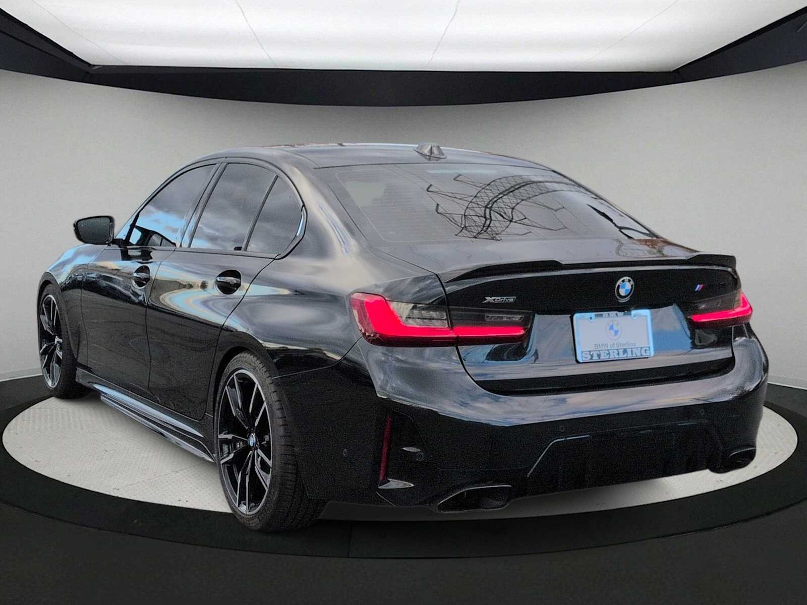 Thumbnail: 2024 BMW 3 Series - 6