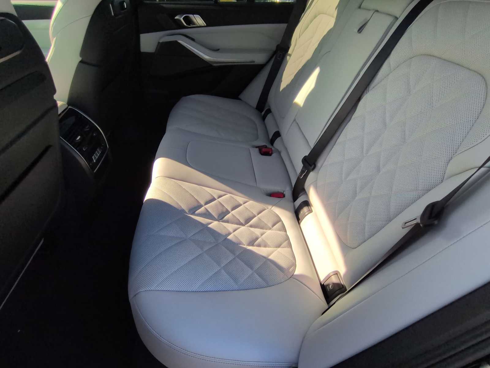 Thumbnail: 2026 BMW X5 - 20