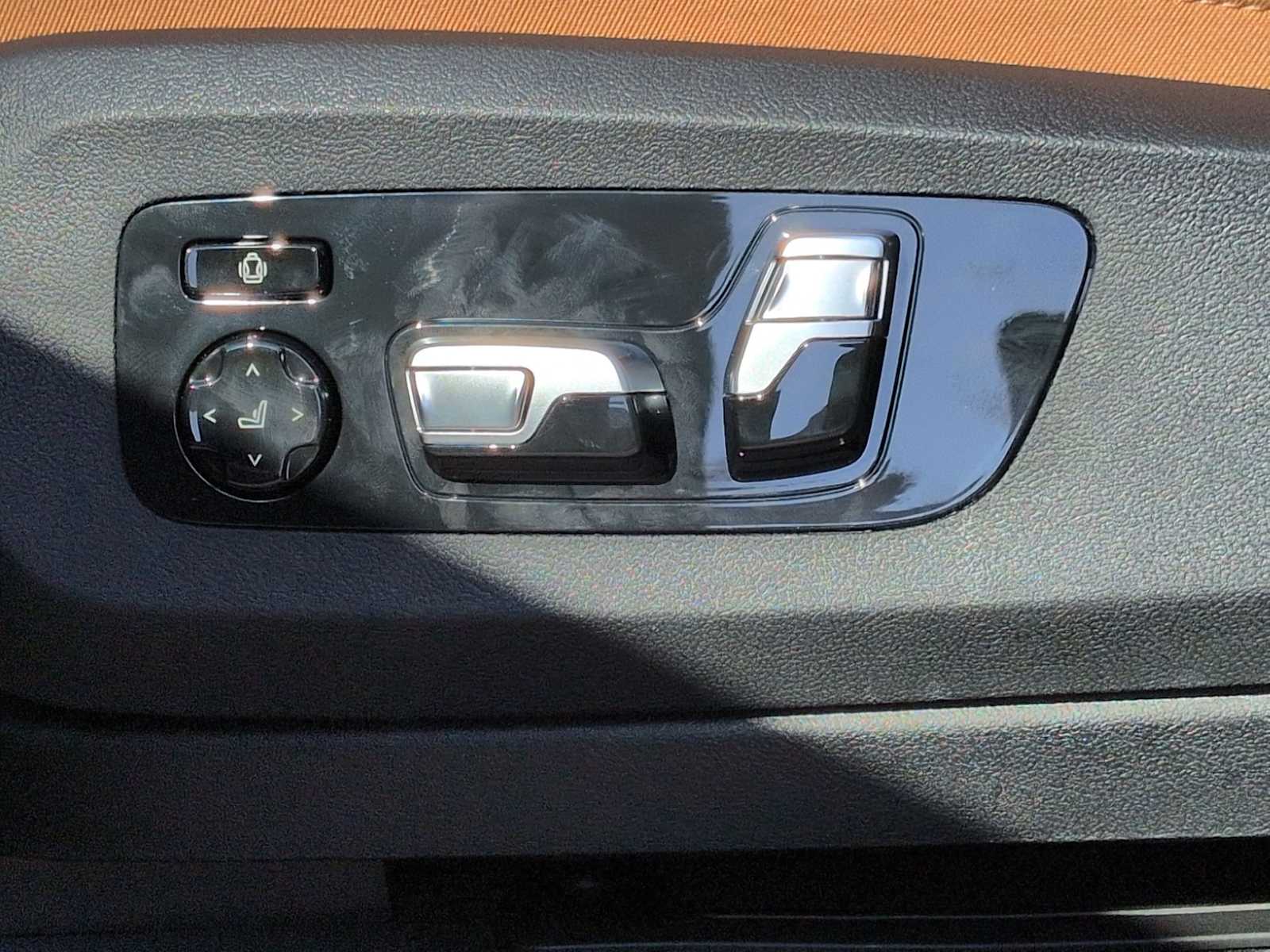 Thumbnail: 2026 BMW X5 - 18