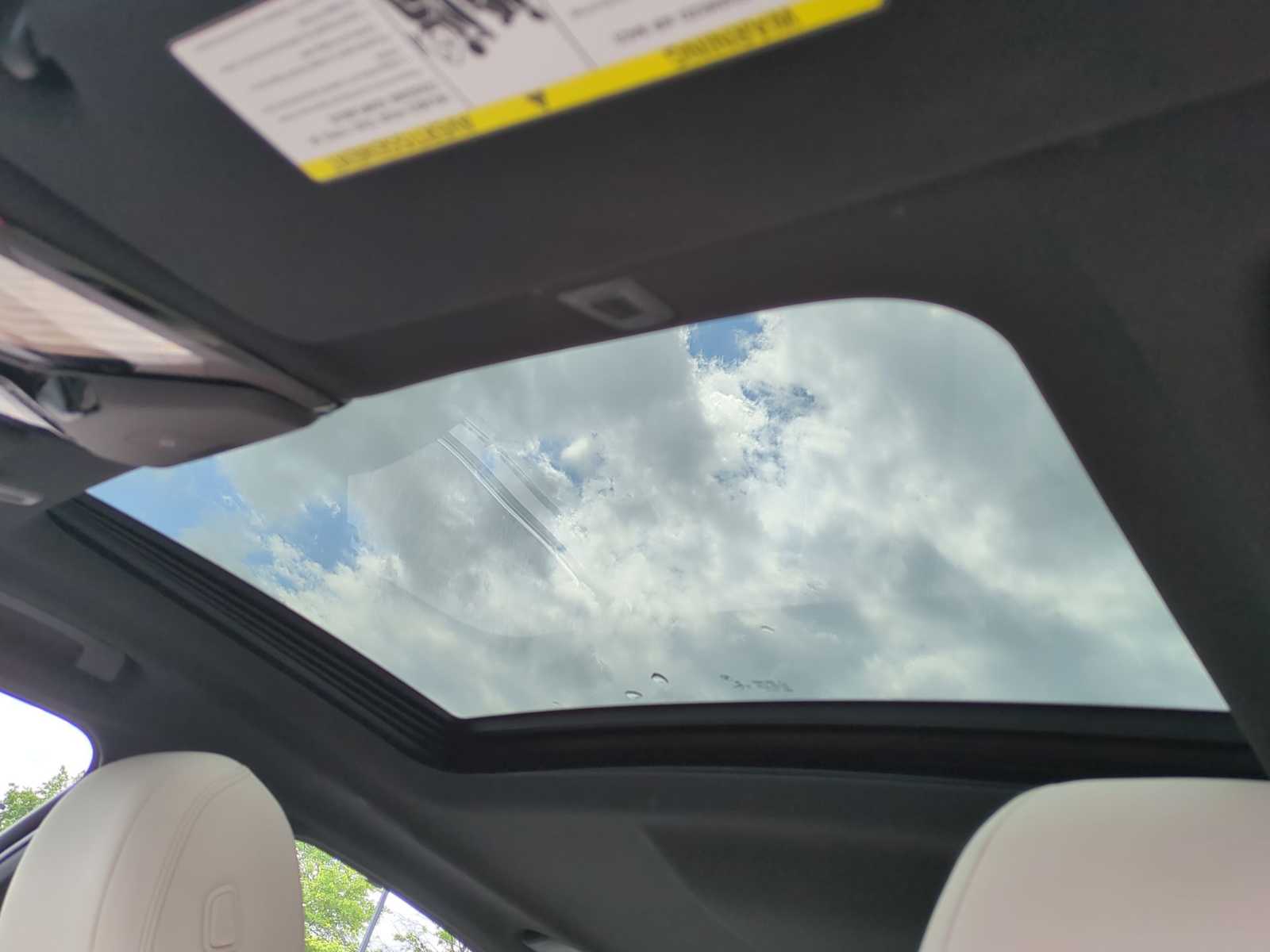 Thumbnail: 2022 BMW 5 Series - 19