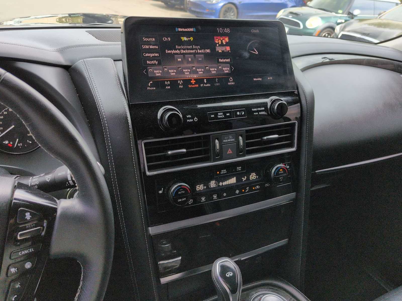 Thumbnail: 2022 INFINITI QX80 - 30