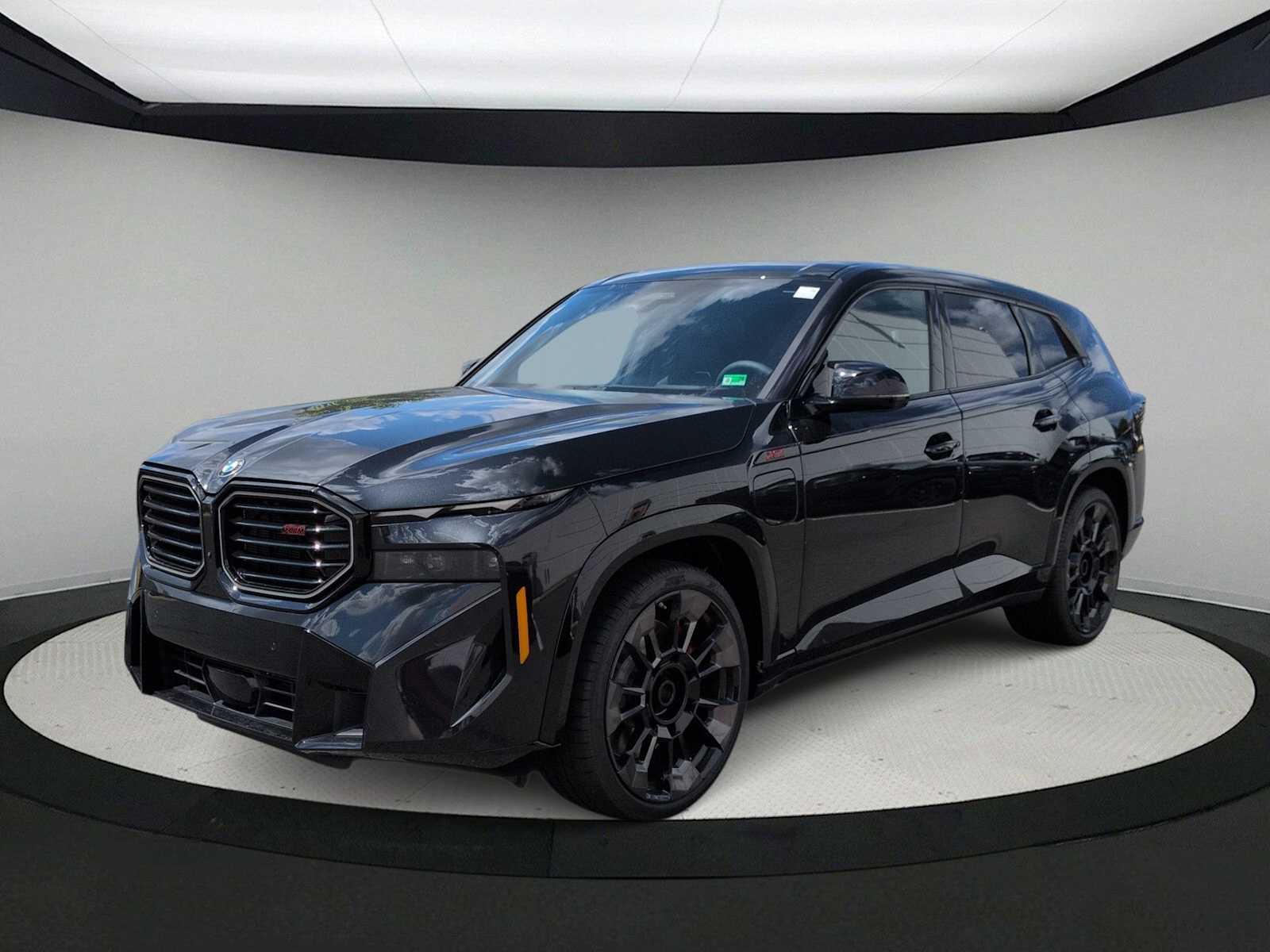 Thumbnail: 2026 BMW XM - 4