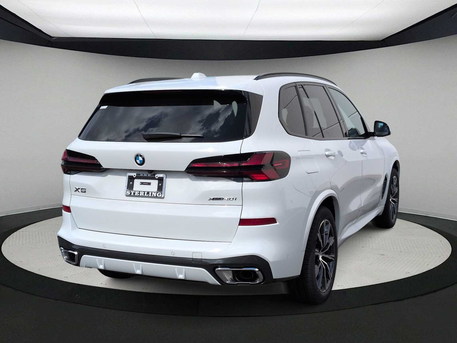 Thumbnail: 2026 BMW X5 - 8