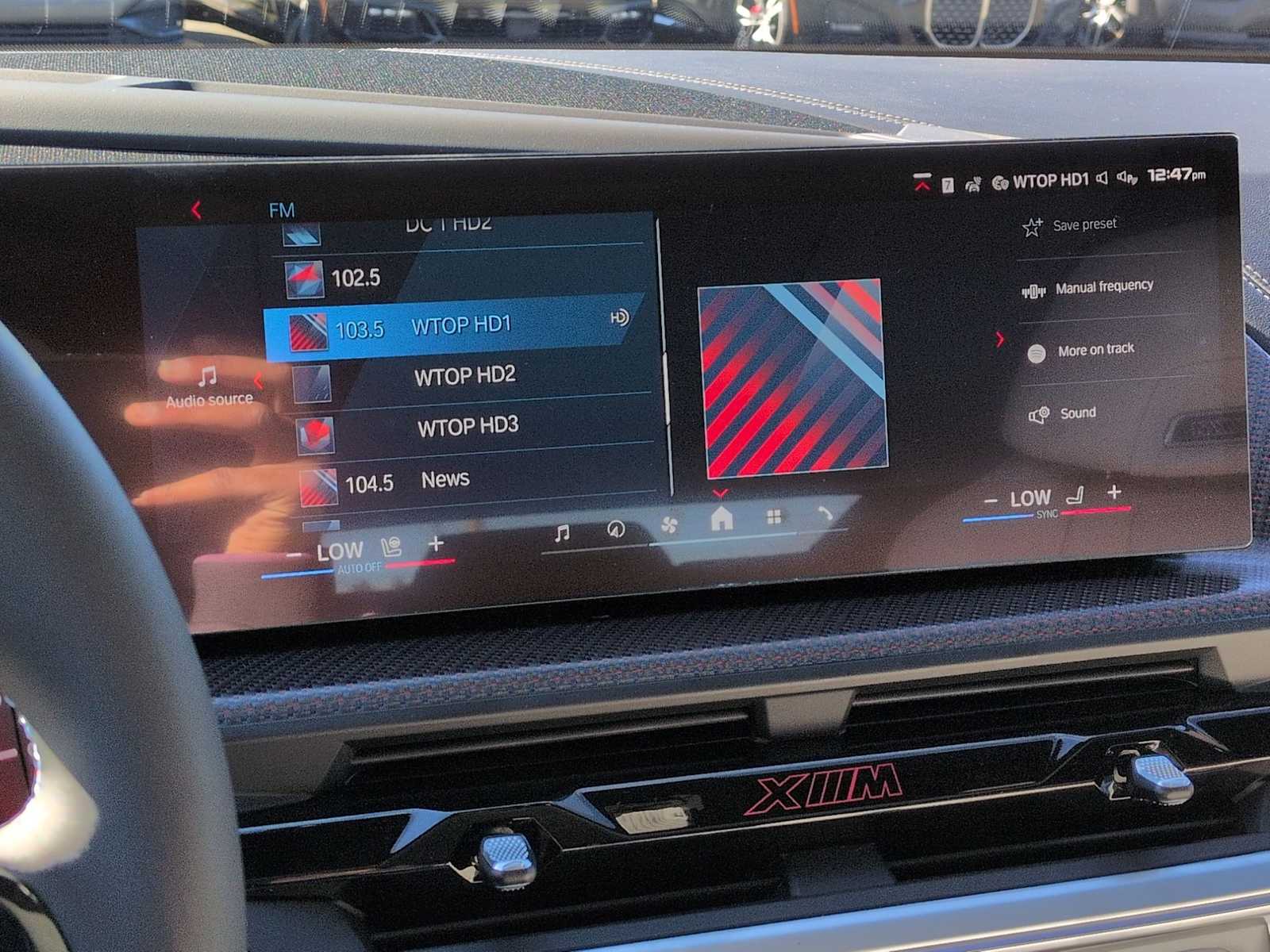 Thumbnail: 2026 BMW XM - 31