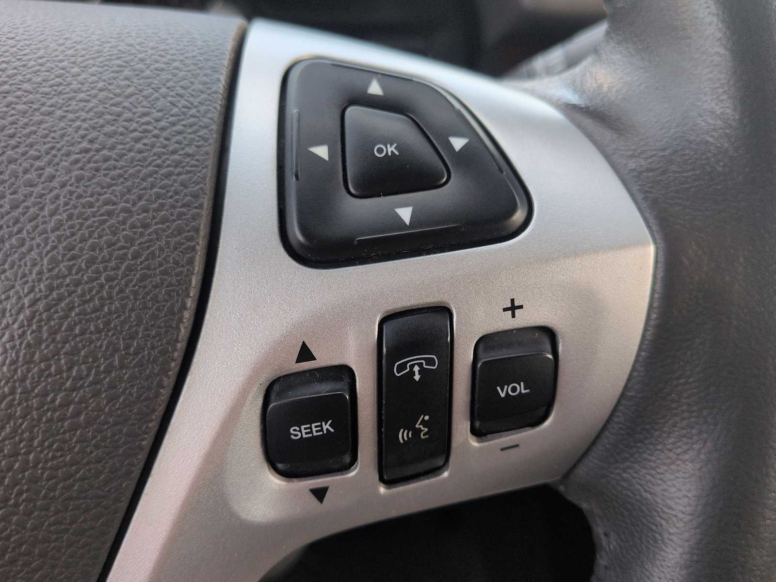 Thumbnail: 2013 Ford Edge - 25