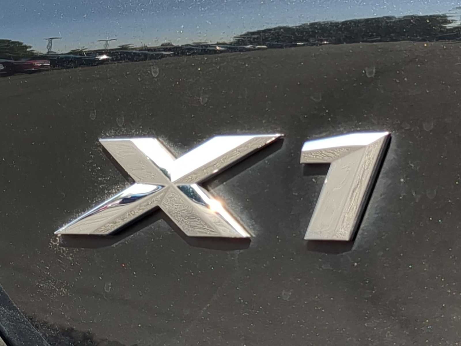 Thumbnail: 2022 BMW X1 - 13