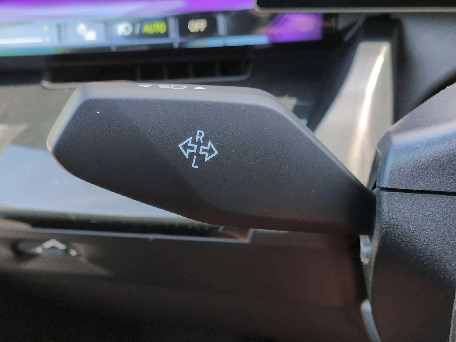 Thumbnail: 2026 BMW i5 - 29