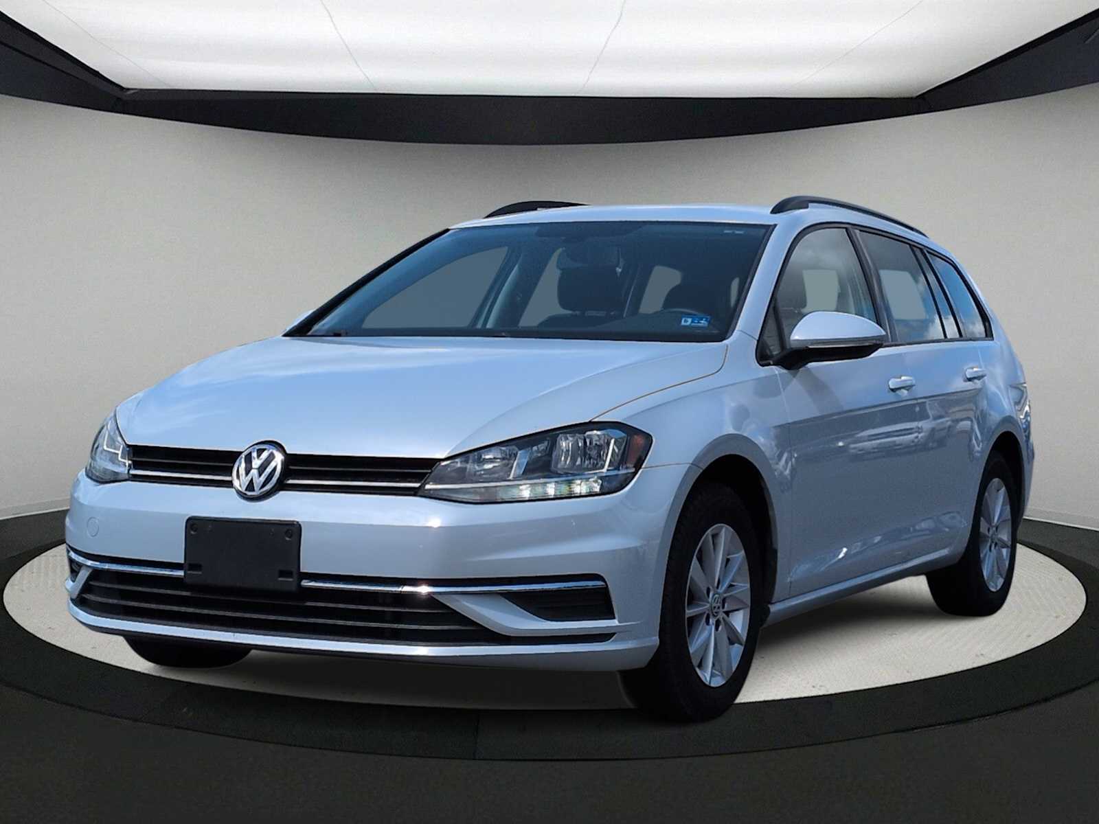 Thumbnail: 2018 Volkswagen e-Golf - 4