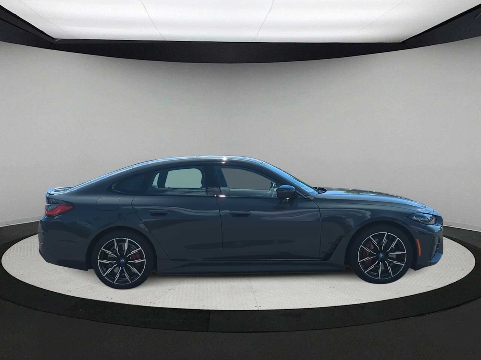 Thumbnail: 2024 BMW i4 - 9