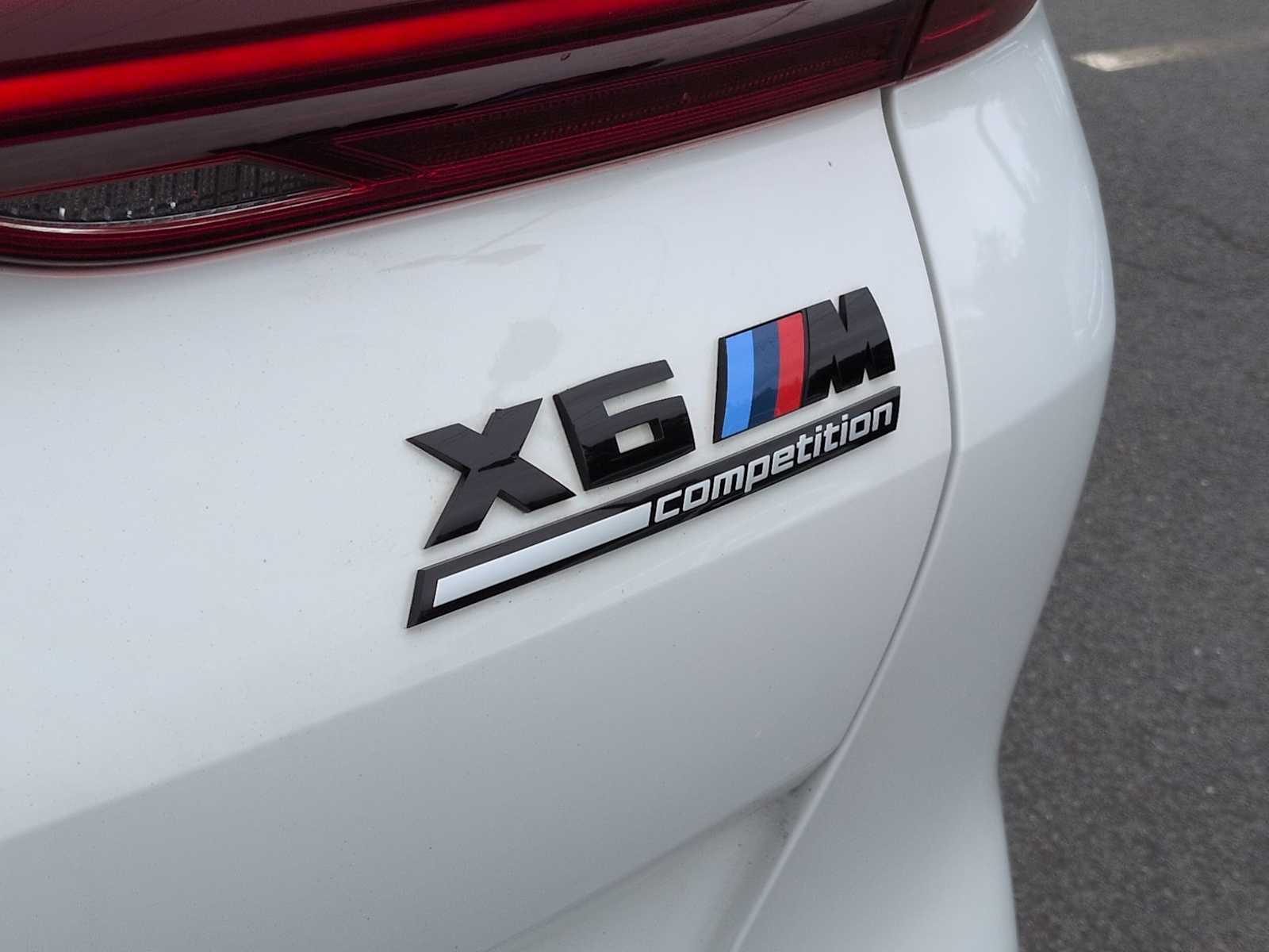 Thumbnail: 2024 BMW X6 - 13