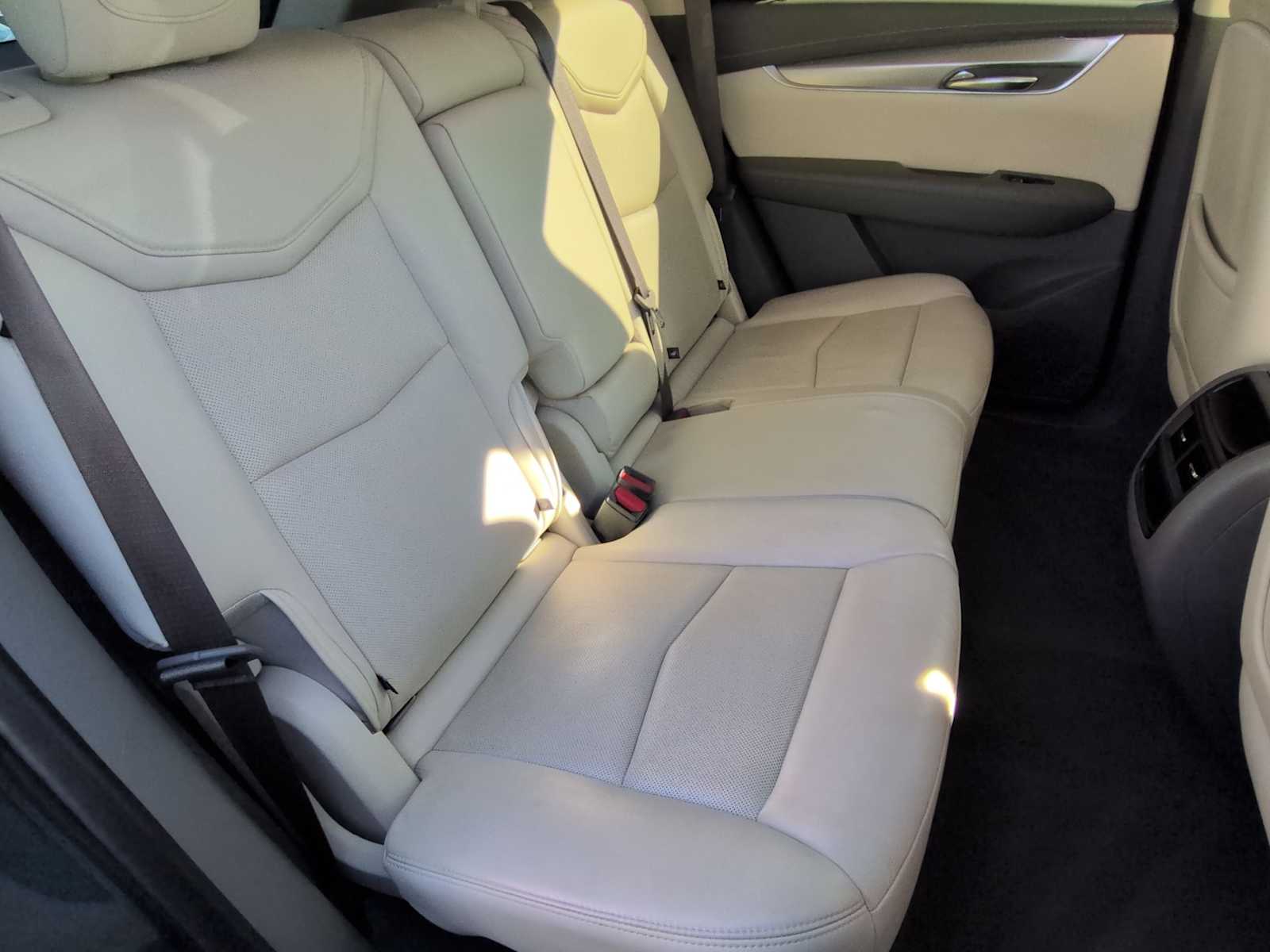 Thumbnail: 2019 Cadillac XT5 - 21