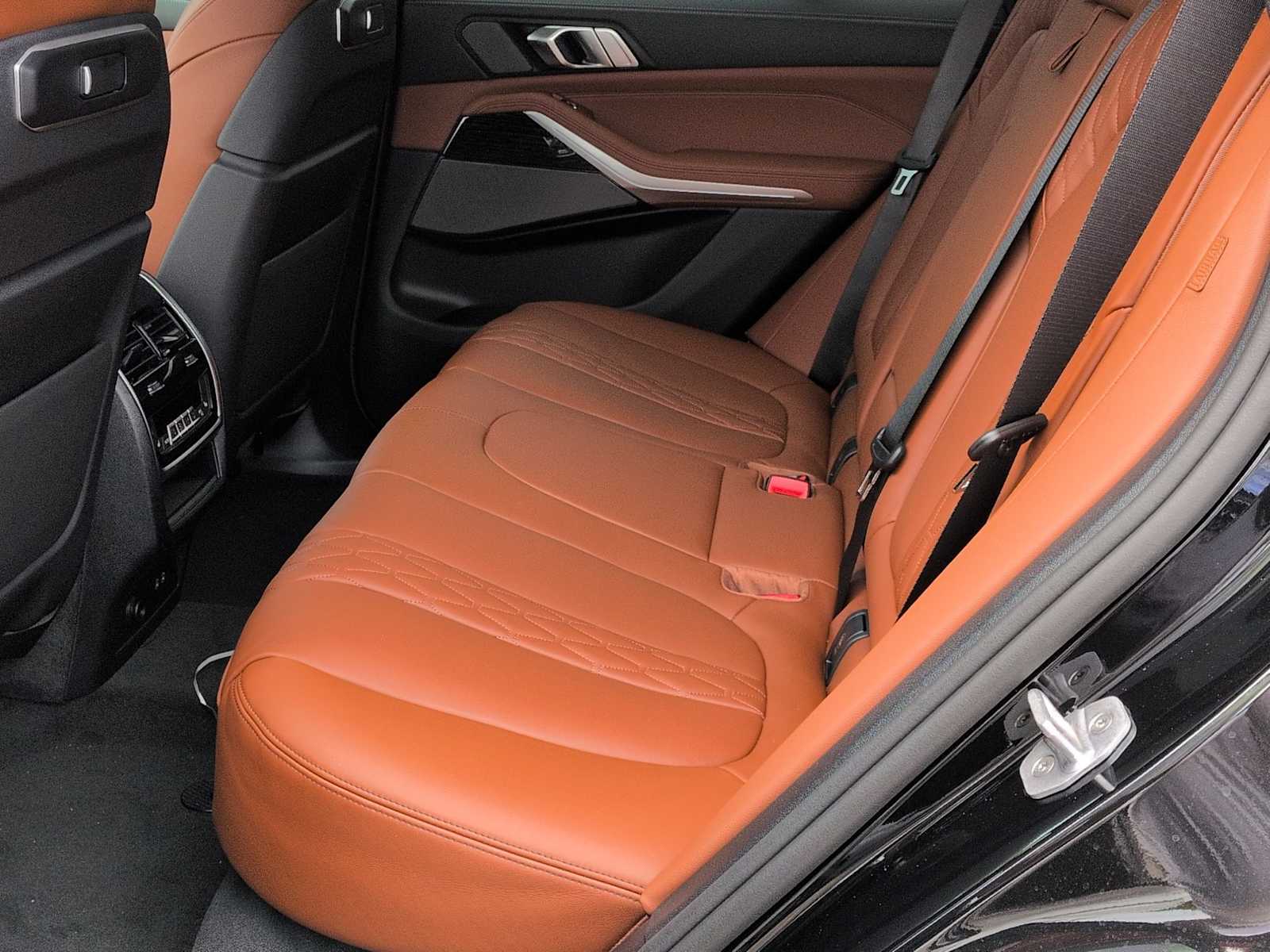 Thumbnail: 2026 BMW X5 - 21