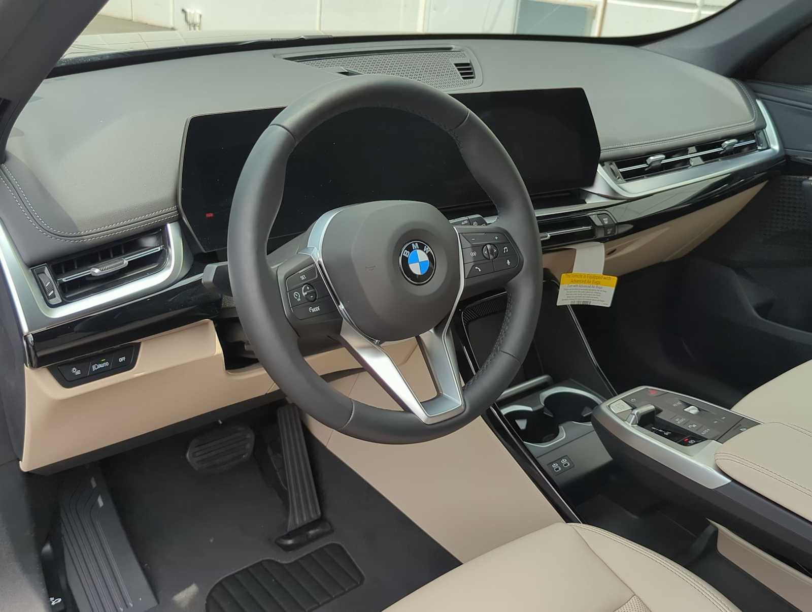Thumbnail: 2025 BMW X1 - 15